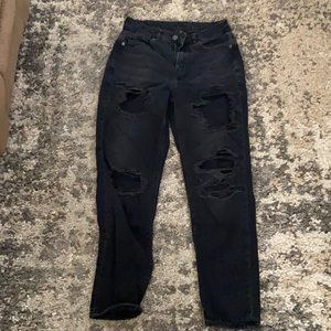 American eagle mom jeans
